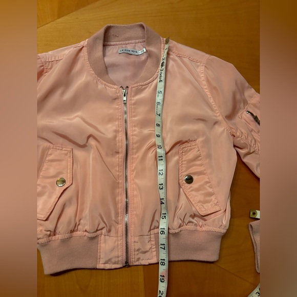 Fashion Nova cropped pink jacket. - Picture 5 of 6